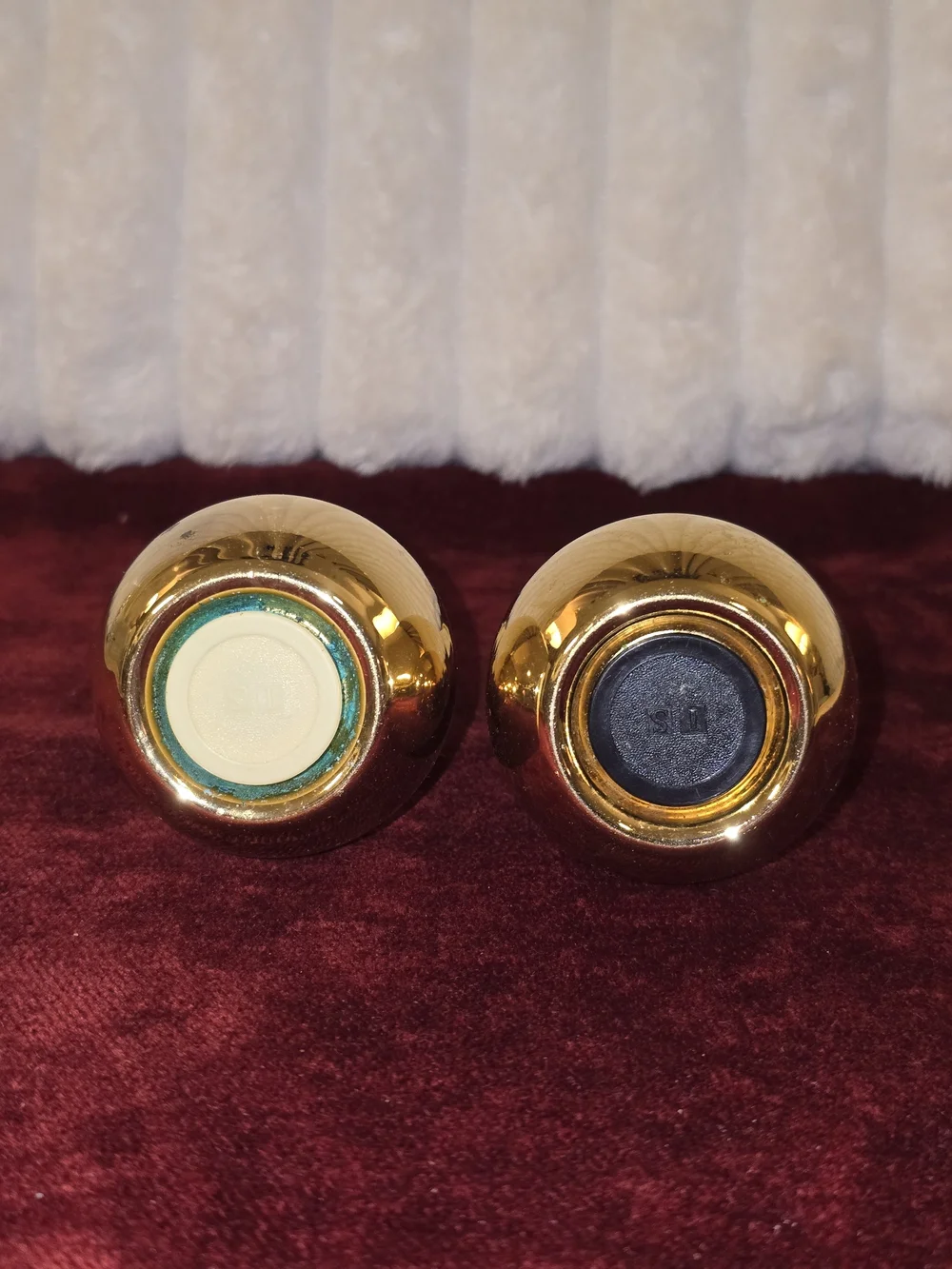 Vintage International Silver Co Gold Tone Salt & Pepper Shakers Set 4